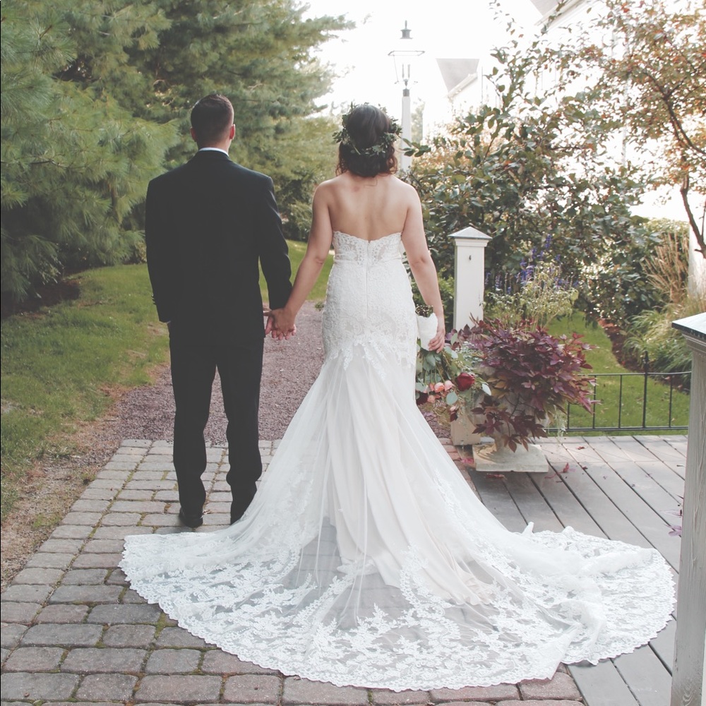 Eddy K Wedding dress - Picture 7 of 8